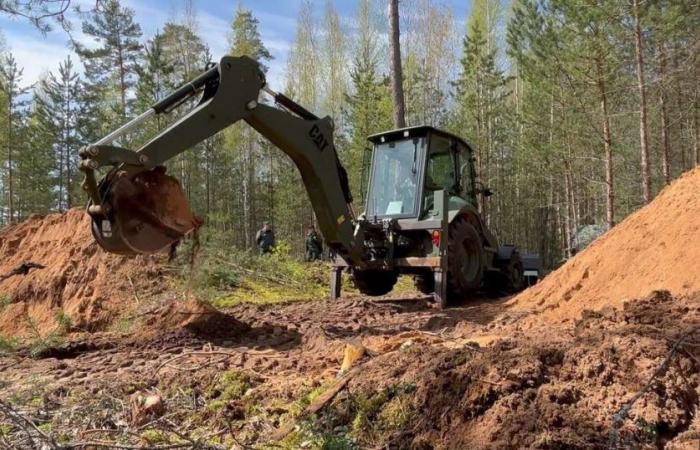 Roads and anti-tank ditches are being built to strengthen the eastern border