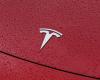 However, Tesla does not give up on cheaper models