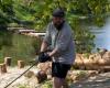 Photo and video: Barta makes a raft and balances on a log